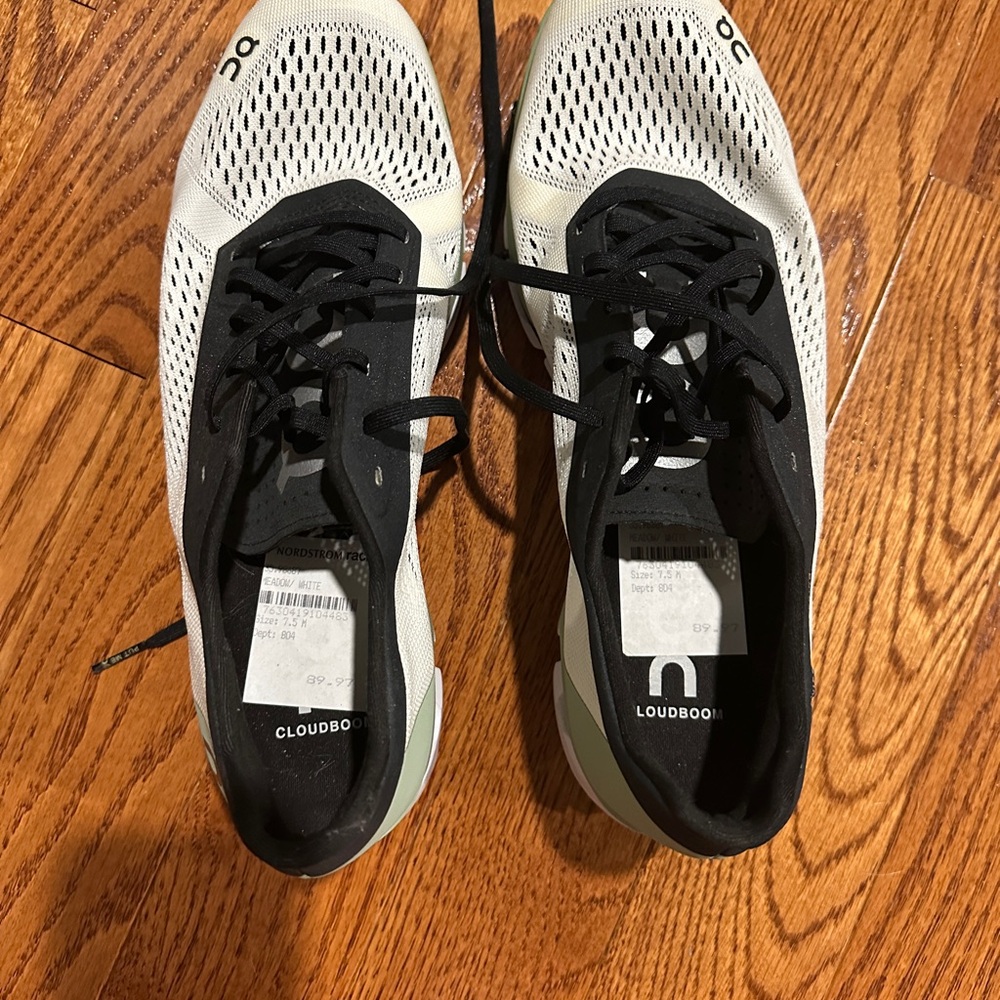 On Running Black and White Sneakers Versatile Athletic Design